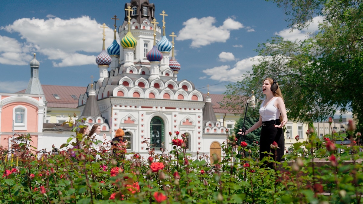    Съемка клипа проходила в четырнадцати регионах Приволжского федерального округа