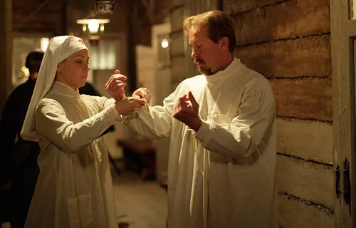 "Некоторые хотят "Революционной бури",
как говорится, а у нас здесь меланхолия.
Провинция, одним словом." Фото: os.colta.ru