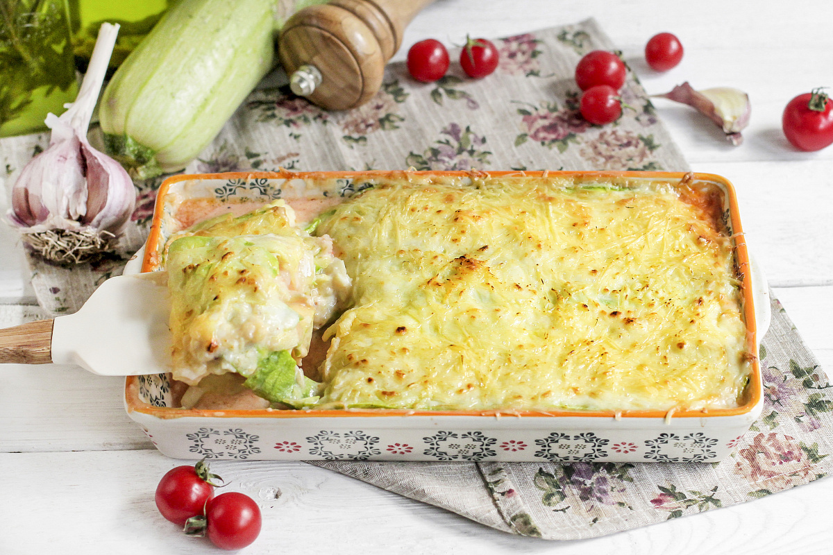 Овощная лазанья с домашним фаршем и моцареллой