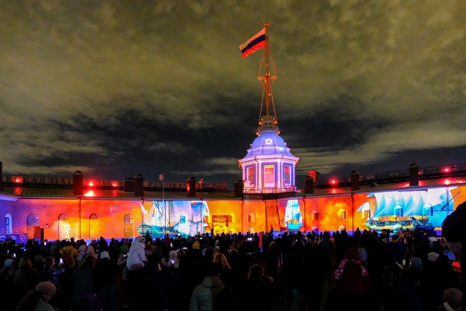    Фестиваль будет работать еще два вечера: 3 и 4 ноября. Артем КИЛЬКИН