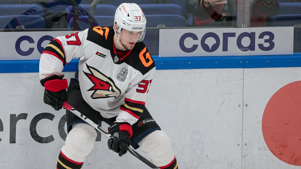    Клим Костин теперь играет за «Авангард». Фото: GLOBAL LOOK PRESS