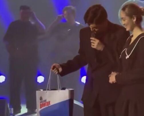     / Источник: Кадр из видео