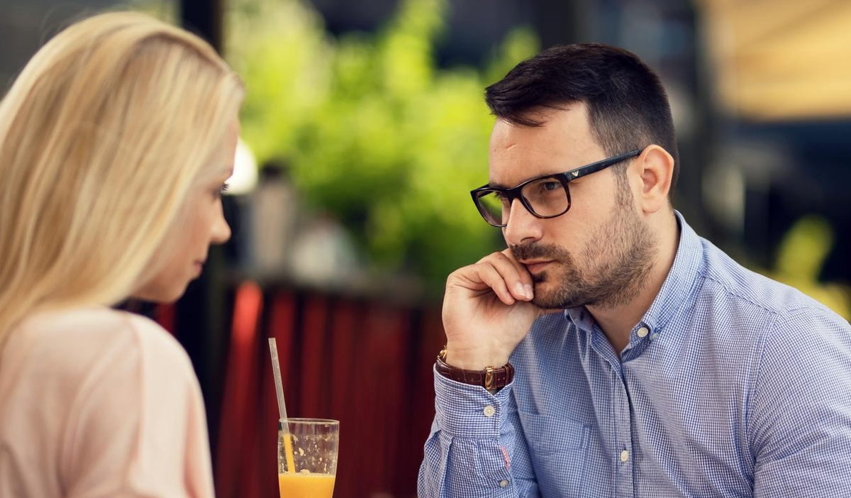 Рассказ Двадцать лет спустя                                                                            Designed by Freepik    