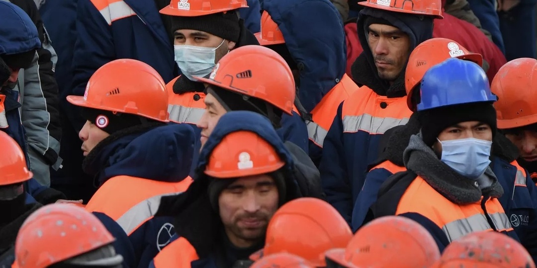 В Петербурге наступает конец мигрантской «вольницы»: политдеятель предлагает распространить этот опыт по стране