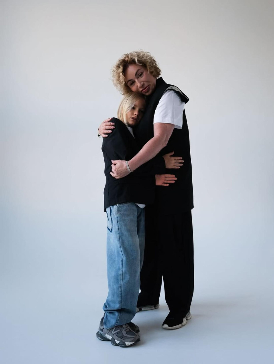    Симона Юнусова с Алисой. Фото: Инстаграм (запрещён в РФ) @simona280