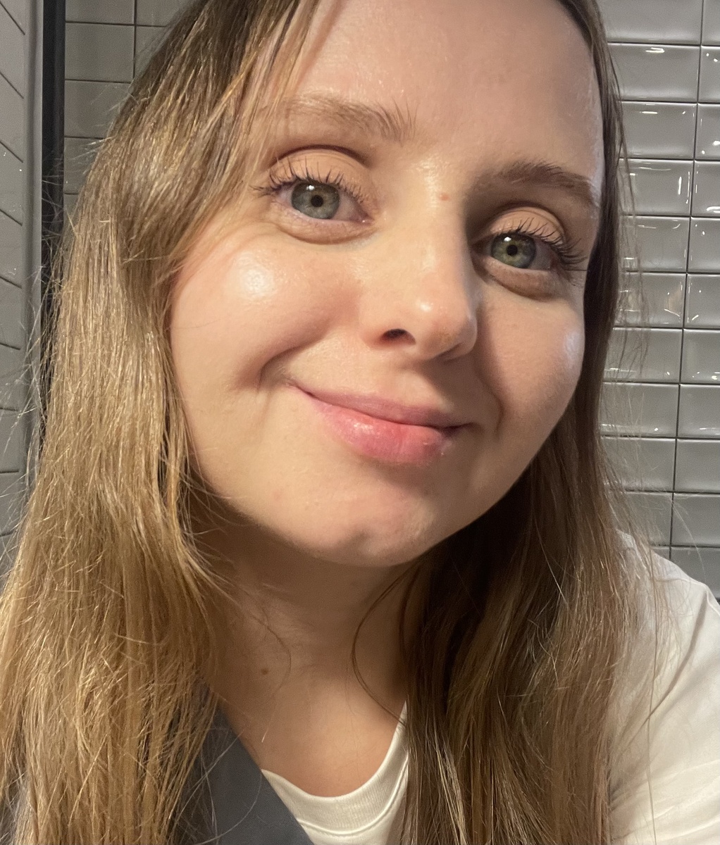 Прикладываю свое фото, чтобы познакомиться с вами получше