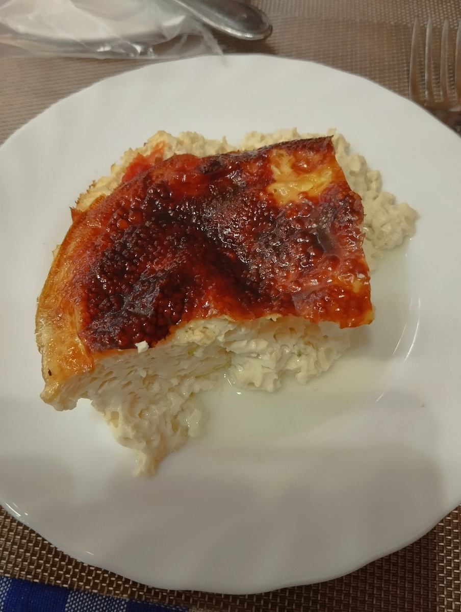 Омлет. Кофе только на завтрак. 