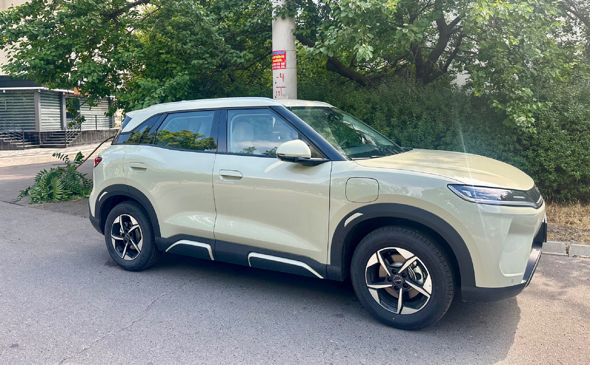 BYD на улицах Ташкента