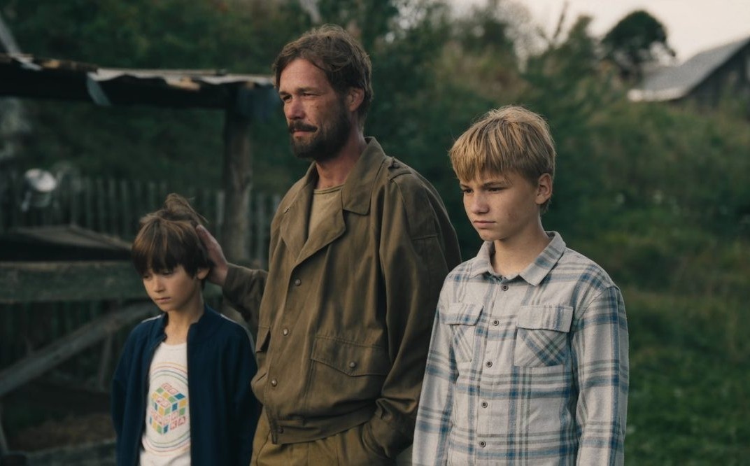 Кадр из сериала Лихие. Источник: kinopoisk.ru