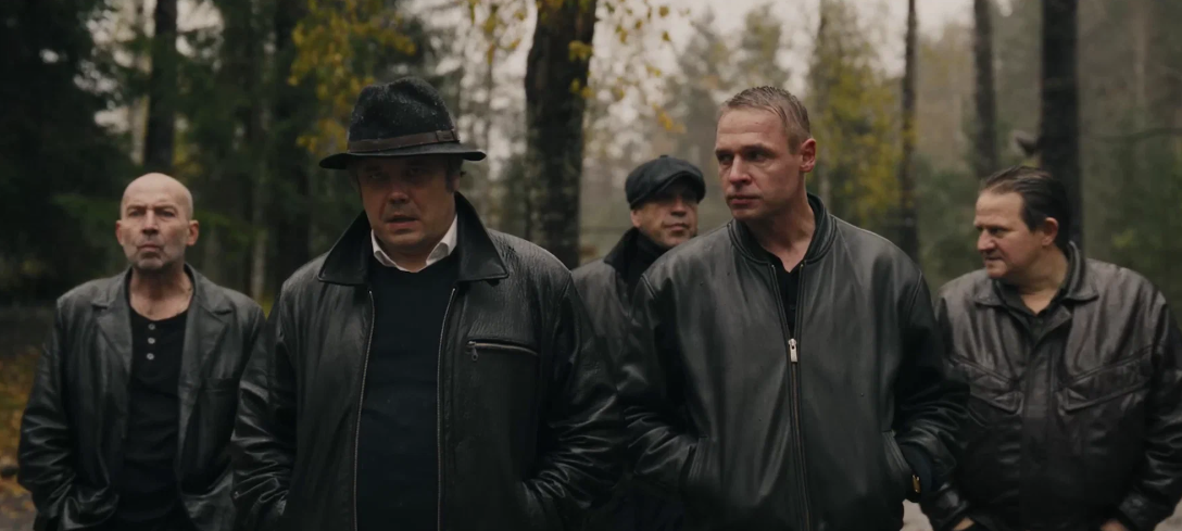 Кадр из сериала Лихие. Источник: kinopoisk.ru