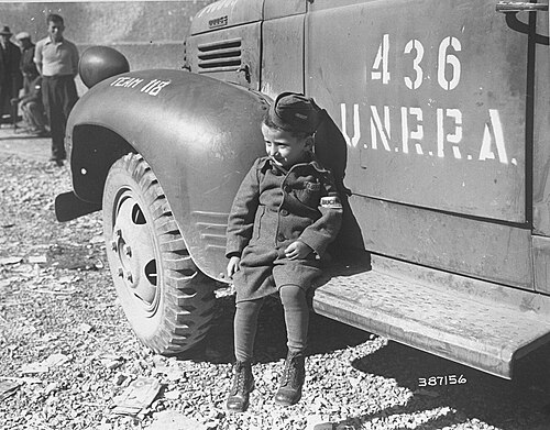 Он заставил НАЦИСТОВ ПЛАТИТЬ ему: как четырёхлетний мальчик из Бухенвальда отправил 22 эсэсовца на виселицу