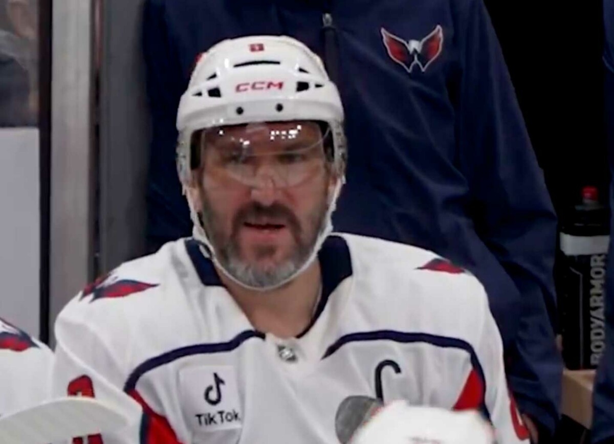     RMNB о залаявшем во время игры Овечкине: в его поведении хватает простоты и непосредственности