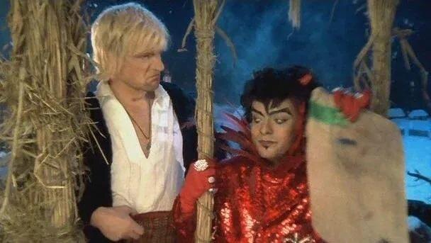 Новогодние фильмы и шоу из нулевых, которые все помнят до сих пор. Фото © Кадр из фильма «Вечера на хуторе близ Диканьки», режиссёр Семен Горов / Kinopoisk