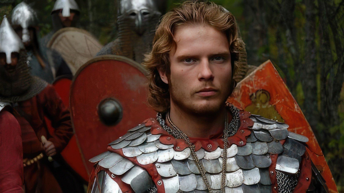 Актёр Антон Пампушный в роли Александра Невского. Кадр из фильма «Александр. Невская битва».