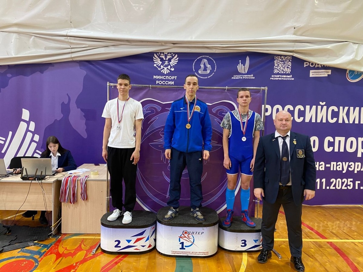    Югорские пауэрлифтеры успешно выступили на соревнованиях в Турции и в Нижнем Тагиле