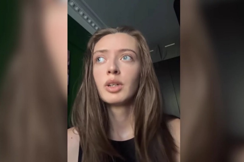 Алика Мухамадиева. Кадр из видео