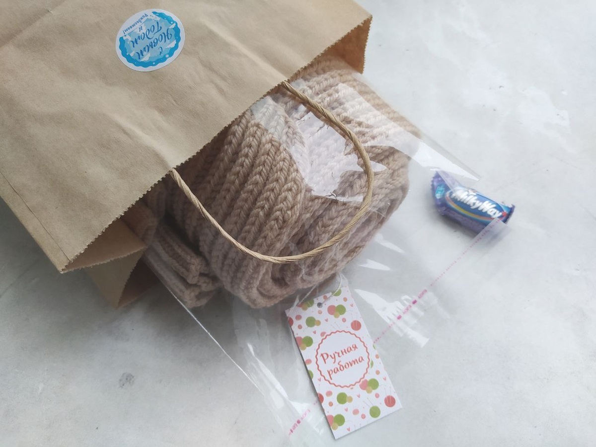 Этот комплект отправила курьером, которым поработал сын. Фото автора