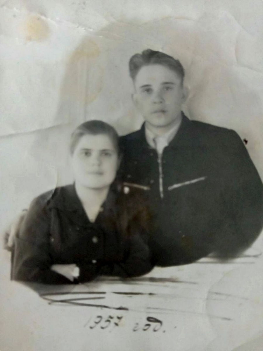 Фото из открытых источников. Тамара Лешкова с мужем, 1957 г.