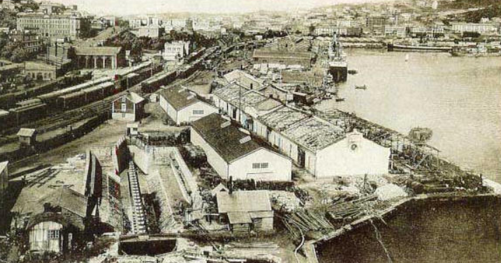 Порт Владивосток