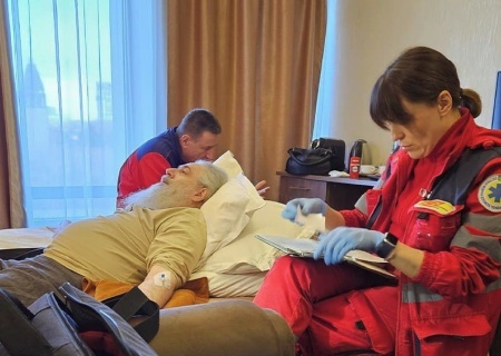    Митрополиту Арсению стало плохо на заседании суда в Днепре и его увезли в больницу