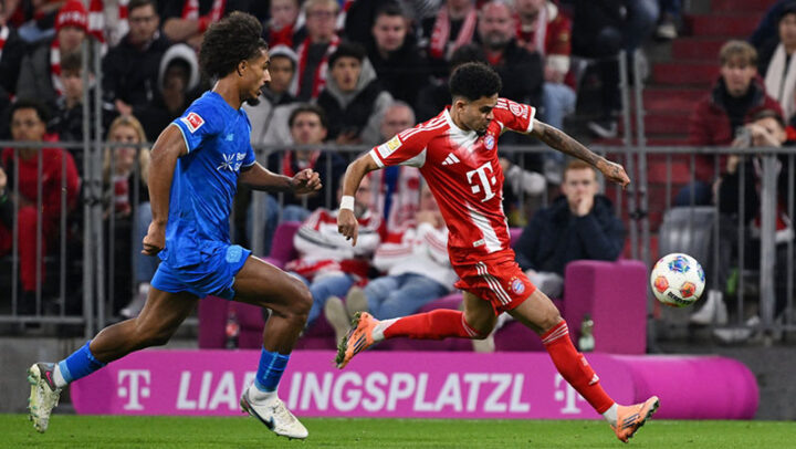 1 ноября 2025 года, Мюнхен. «Бавария» — «Байер» — 3:0. В атаке — колумбийский легионер «Баварии» Луис Диас.