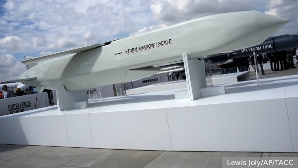     Фото: Lewis Joly/AP/ТАСС   
 Текст: Дмитрий Зубарев