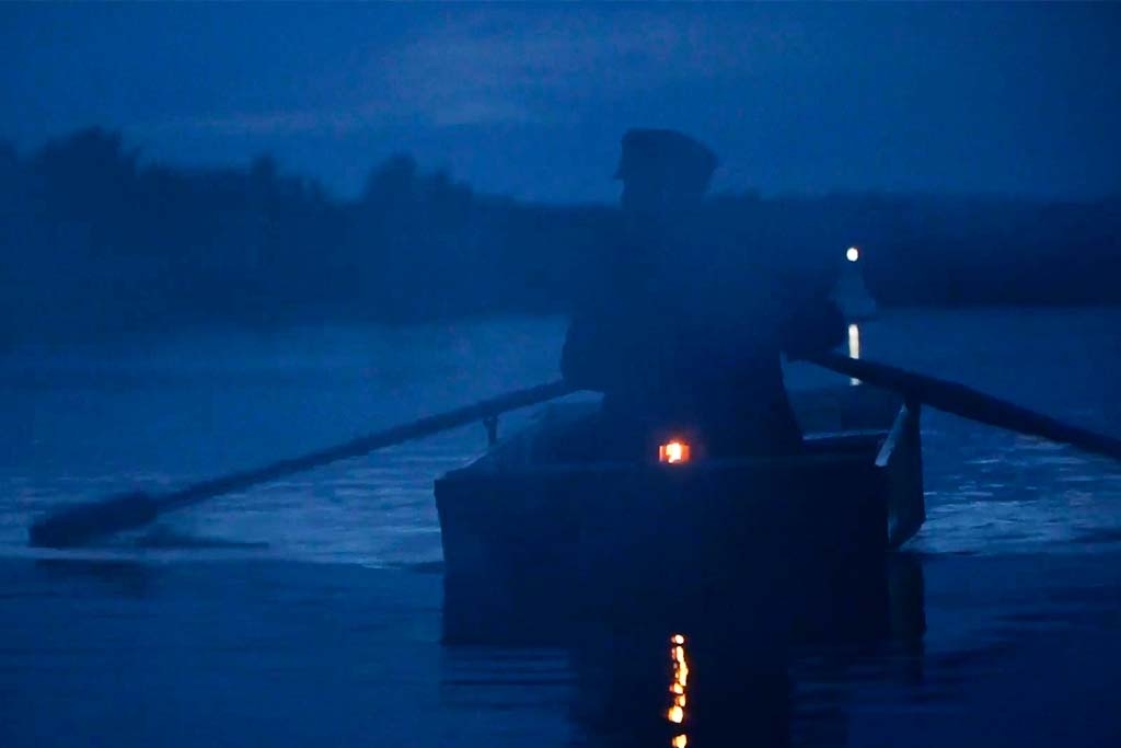    Спецпоказ документального фильма Анатолия Ехалова "Горячее сердце Ивана Милютина" (6+) пройдет в "Комсомольце" 4 ноября в 10 часов. Вход свободный.