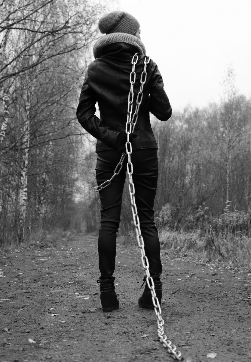 Это я) Пусть цепь служит здесь символом зависимости