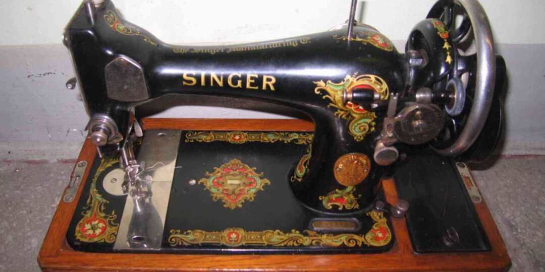 Швейная машинка "Зингер": не роскошь, а стратегический актив советской семьи
