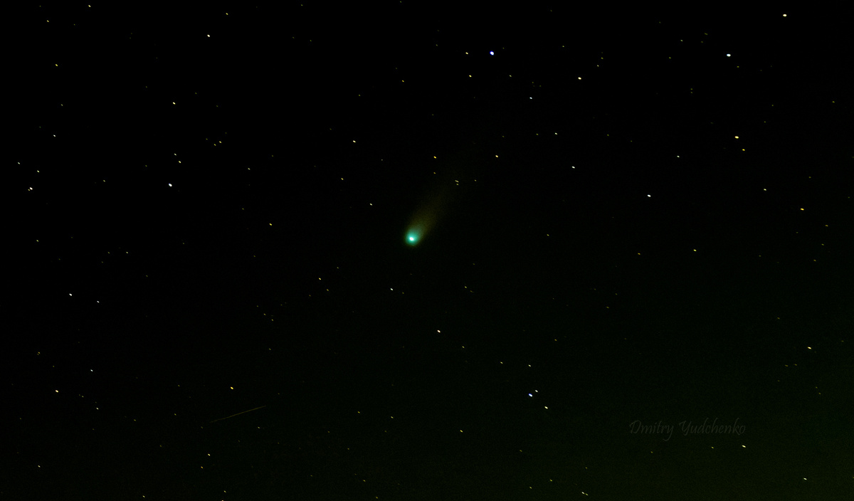 Комета C/2025 A6 (Lemmon), один кадр со штатива. 18.10.2025