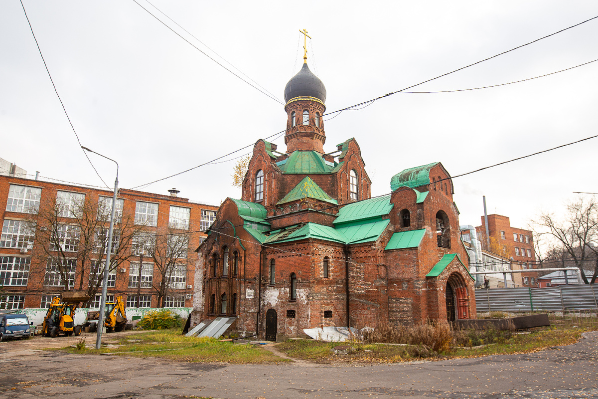 Храм Рождества Иоанна Предтечи в Сокольниках (в Колодезном переулке). Москва. Фото автора статьи 