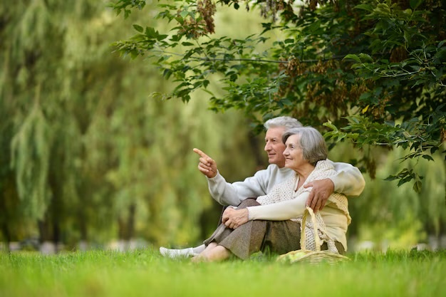 Прогулки на свежем воздухе - жизненно необходимы для здоровья.