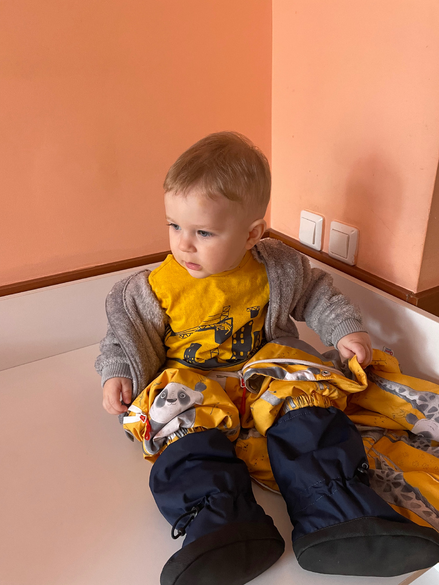 Саня в очереди