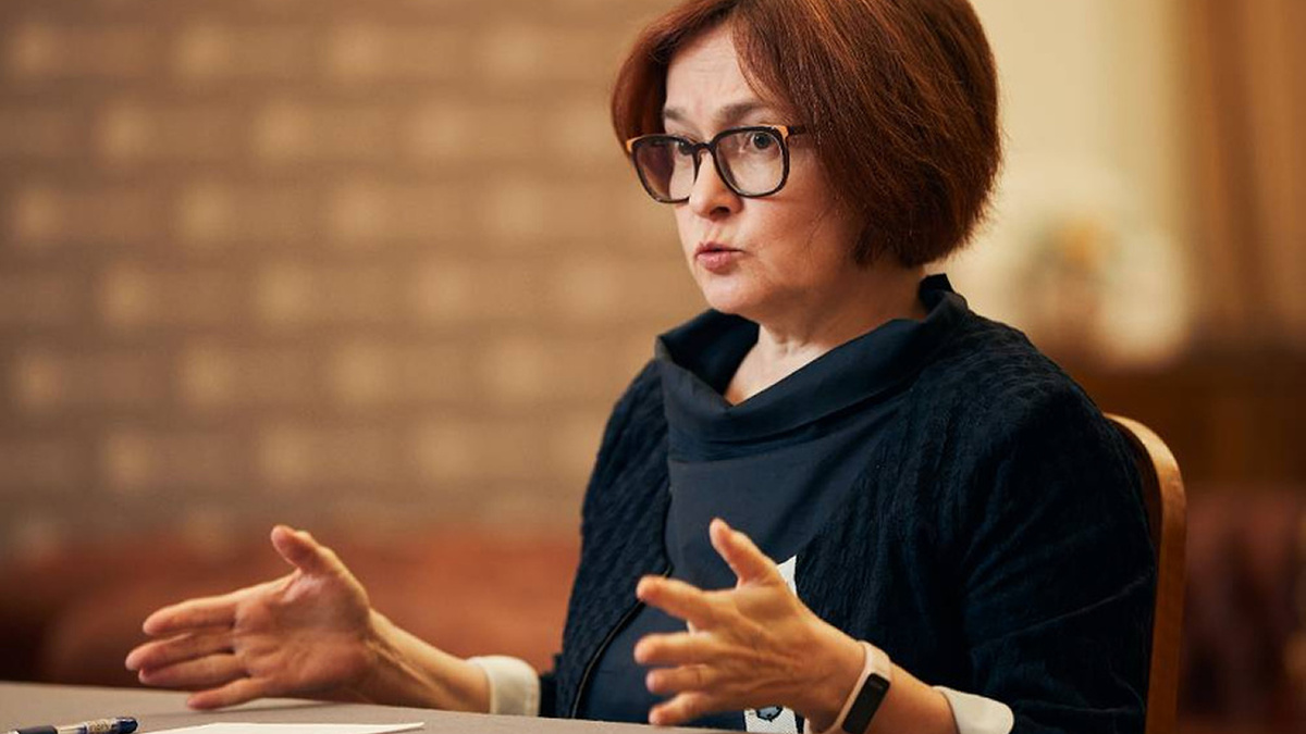 Финансовая буря надвигается: зачем эксперты советуют срочно снимать деньги со счетов