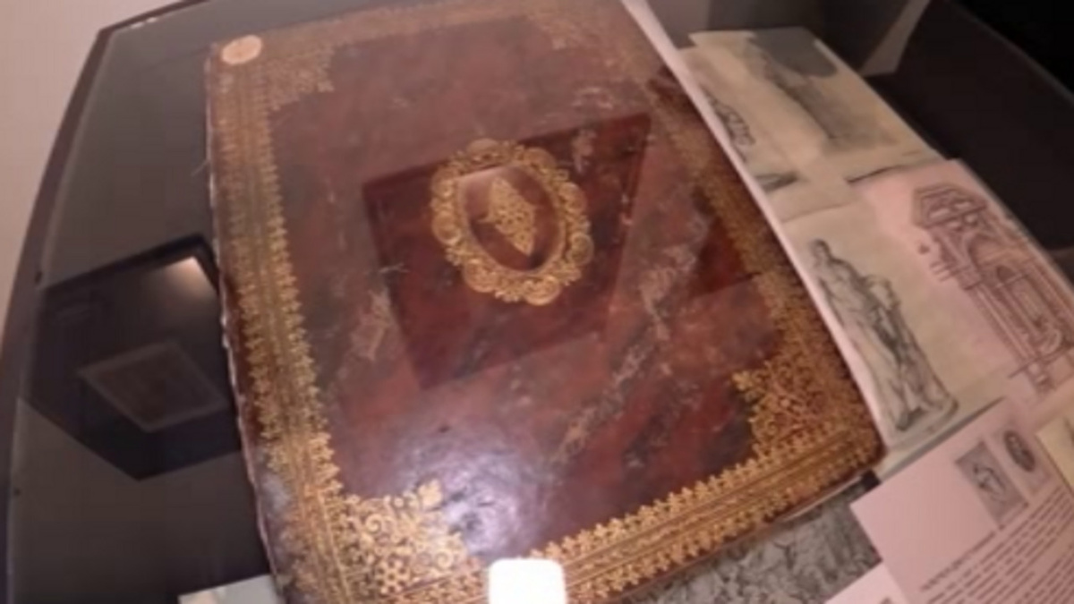    В курской галерее имени Дейнеки открылась выставка коллекционера Винченцо Джустиниани