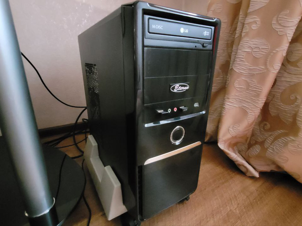 Мой старый, но еще крепкий компьютер