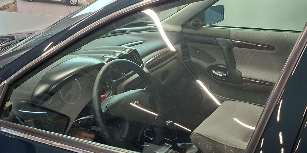 ГАЗ-3104 — до сих пор стильная «Волга» с 4х4. Она была готова к производству, но её сгубил кризис 1998 года