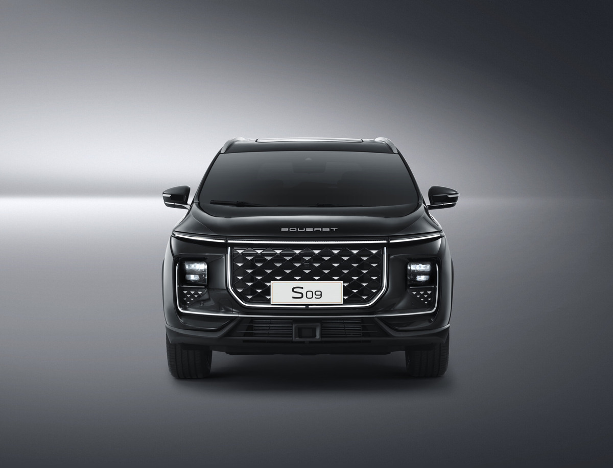    Soueast S09. Фото Soueast