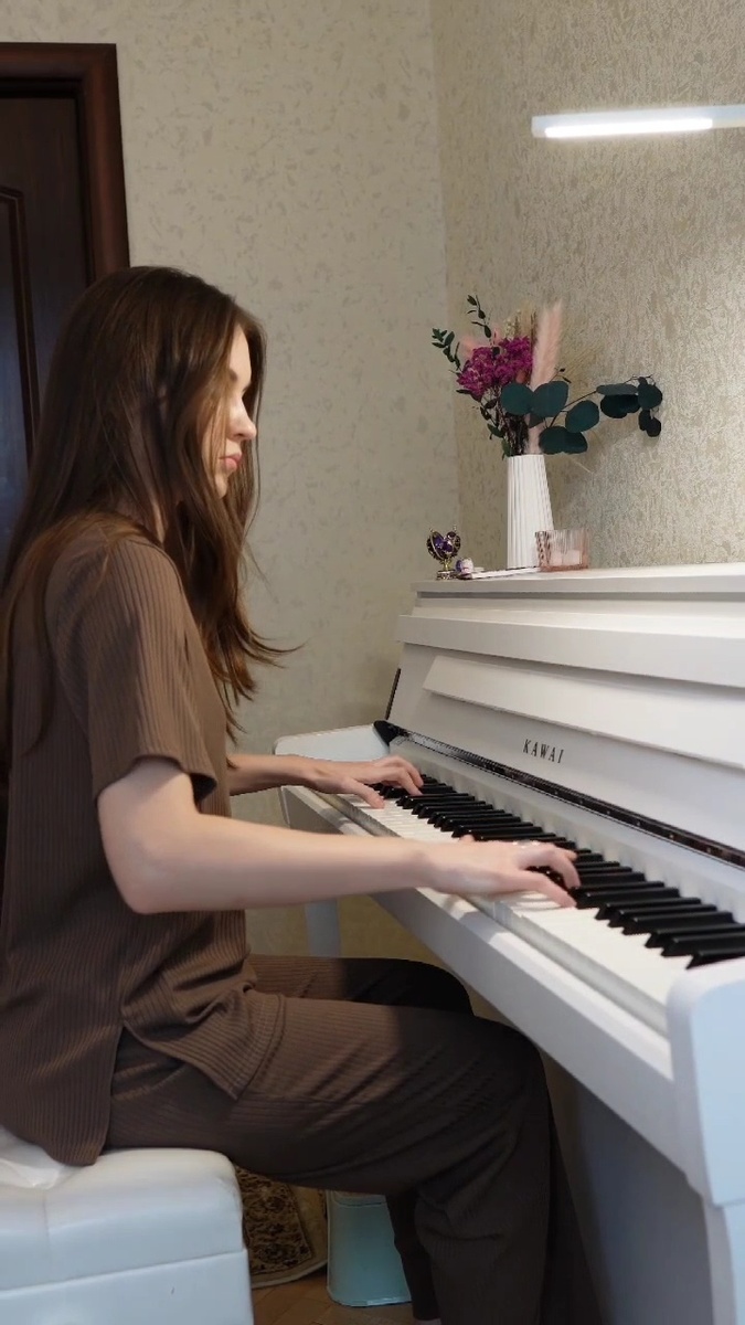 Моя ученица Марианна играет Людовико Эйнауди