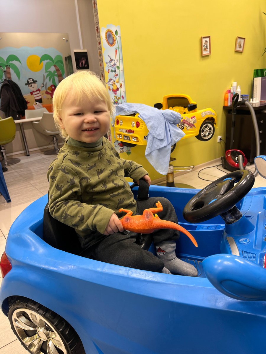 Чем больше белых волос, тем краше мир