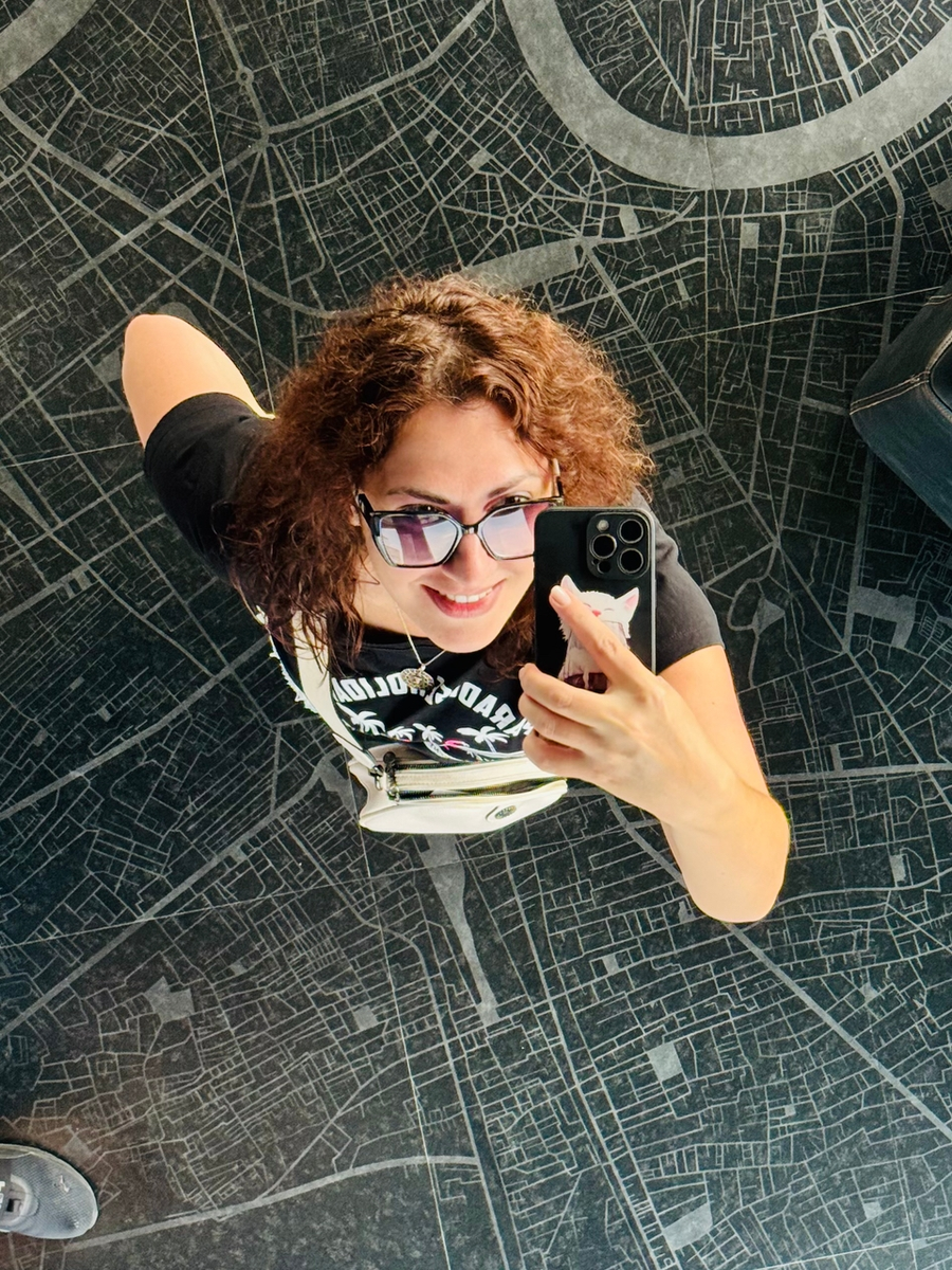 Люблю наблюдать и за собой, и про других почитаю