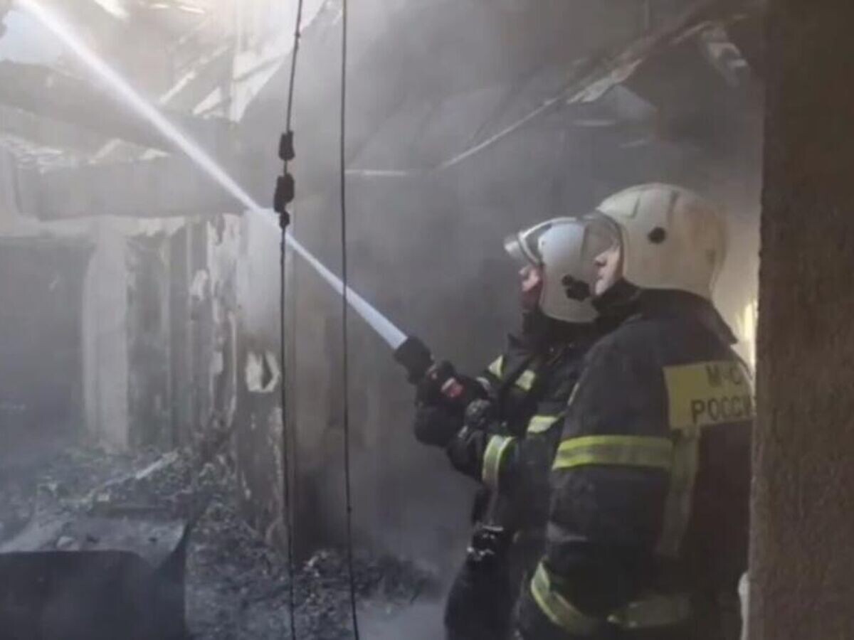    Тушение пожара в Калининградской области© МЧС России/Telegram