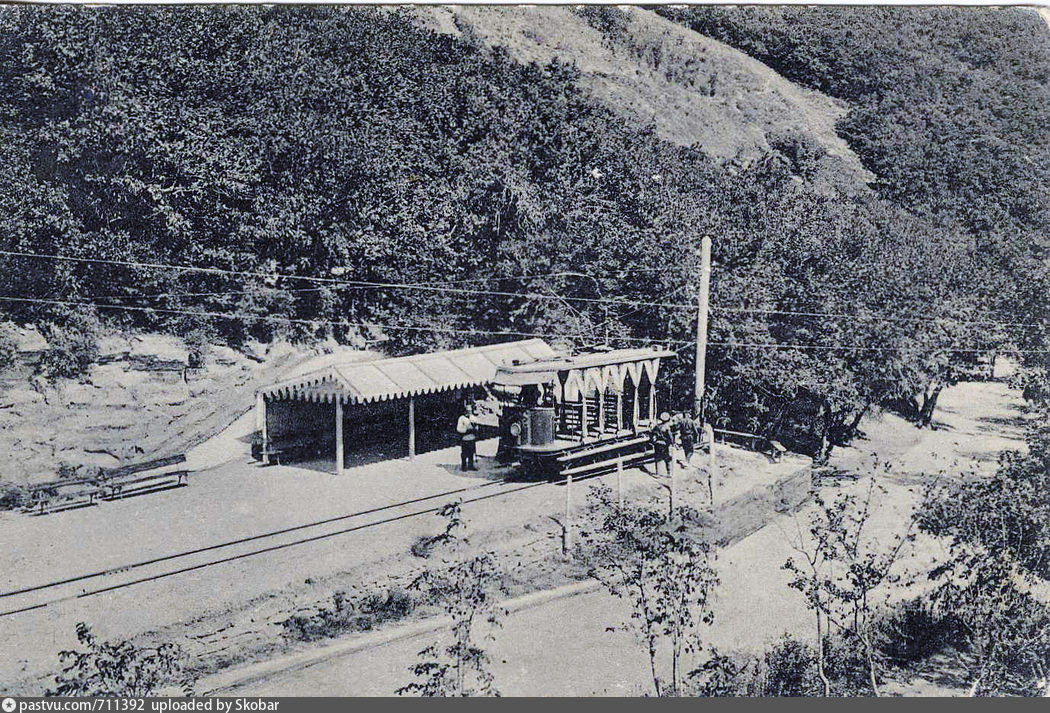 Остановка у Провала. Фото сделано в 1910-х годах. Фото с сайта pastvu.com