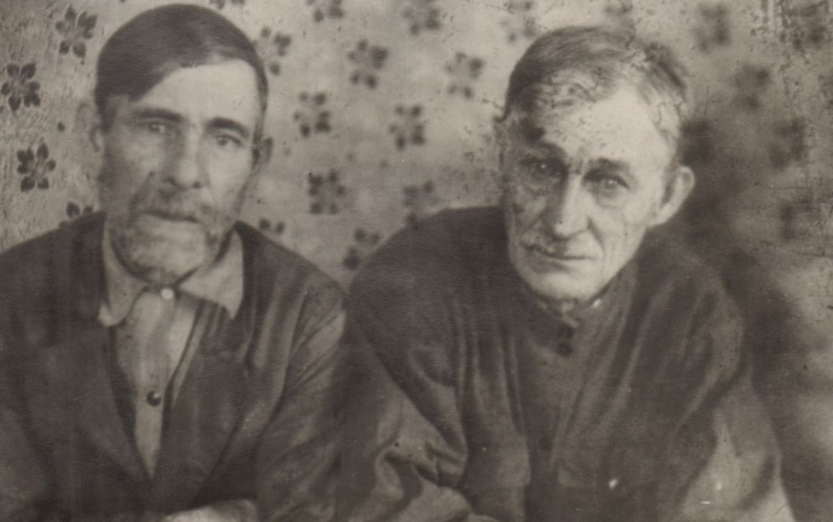 Матвей и Степан Камышниковы, одни из учеников "ромашовской" школы, 1950-е годы