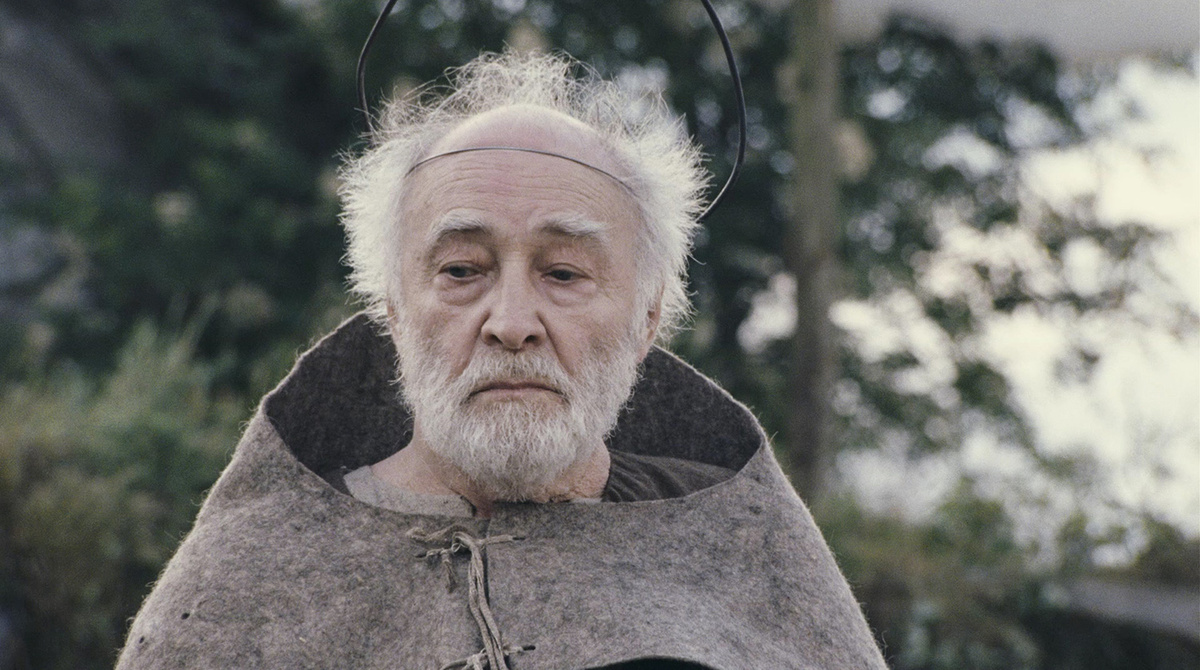  В роли Бога в фильме Эльдара Рязанова " Андерсен. Жизнь без любви."Фото- Яндекс-картинки