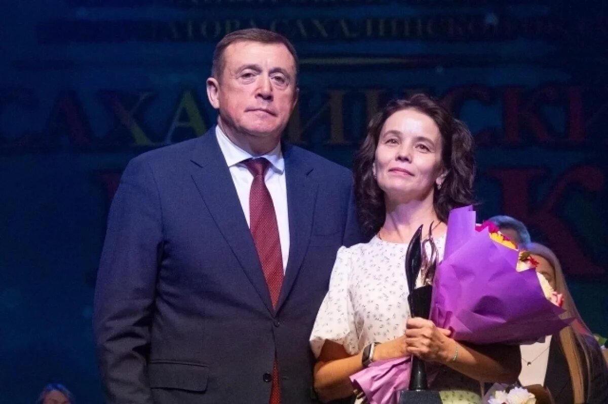    Глава региона вручил награды победителям конкурса «Сахалинский маяк»