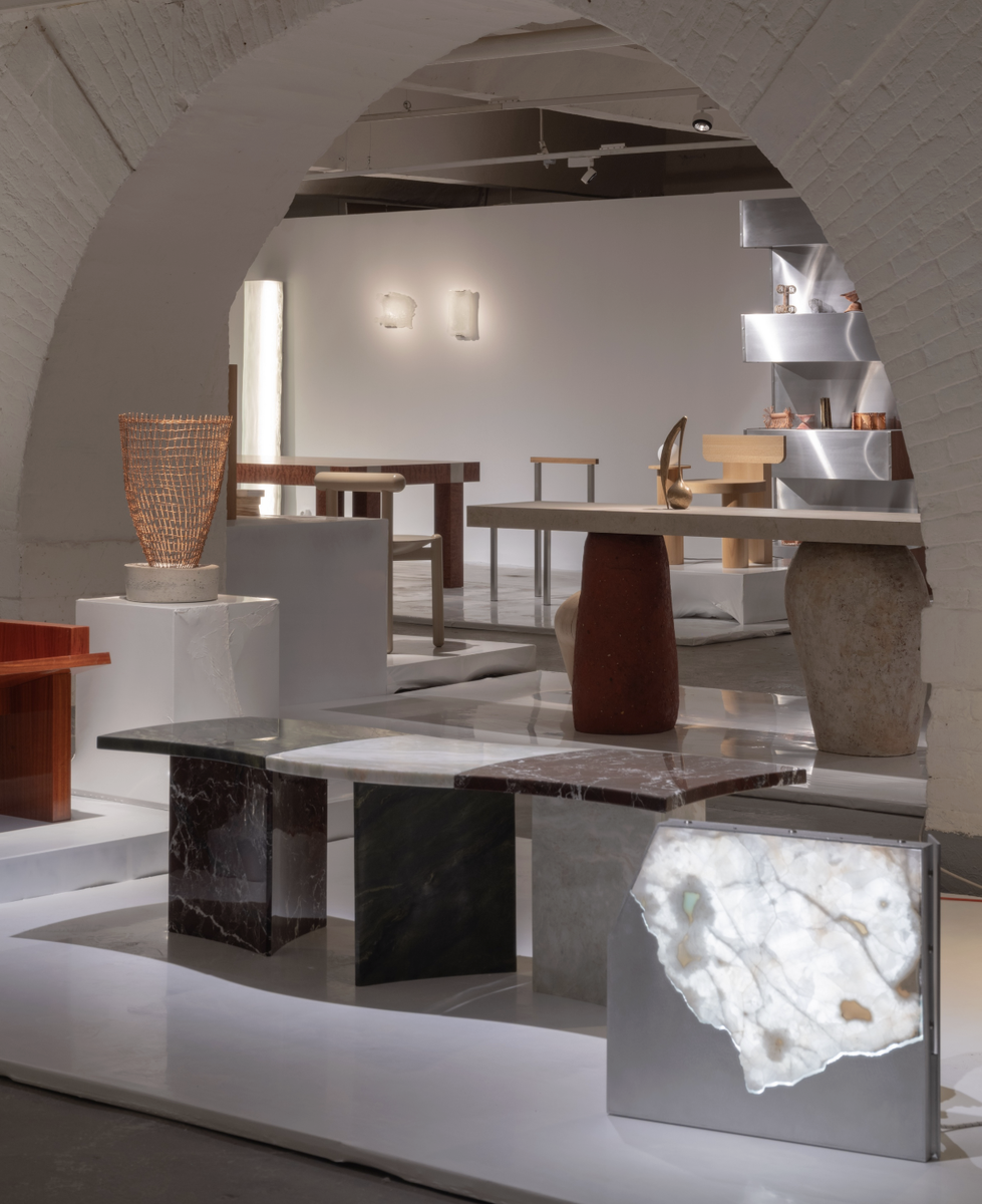     Экспозиция blazar 2025