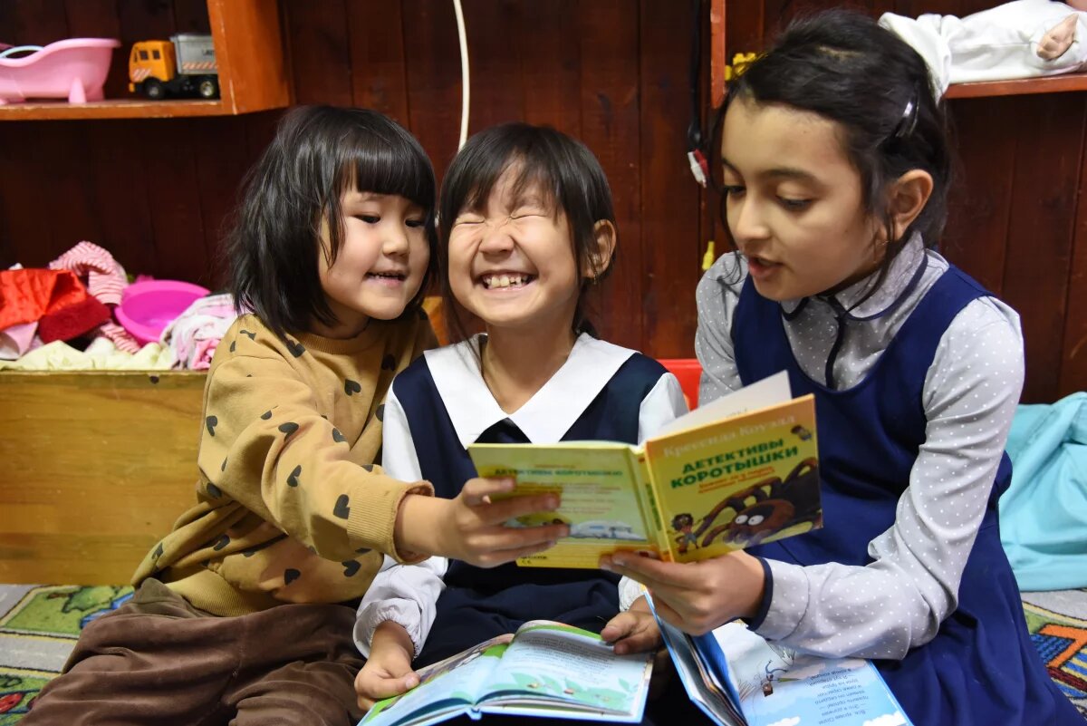    В Тюмени проект «Мой новый друг» помогает адаптироваться детям-мигрантам