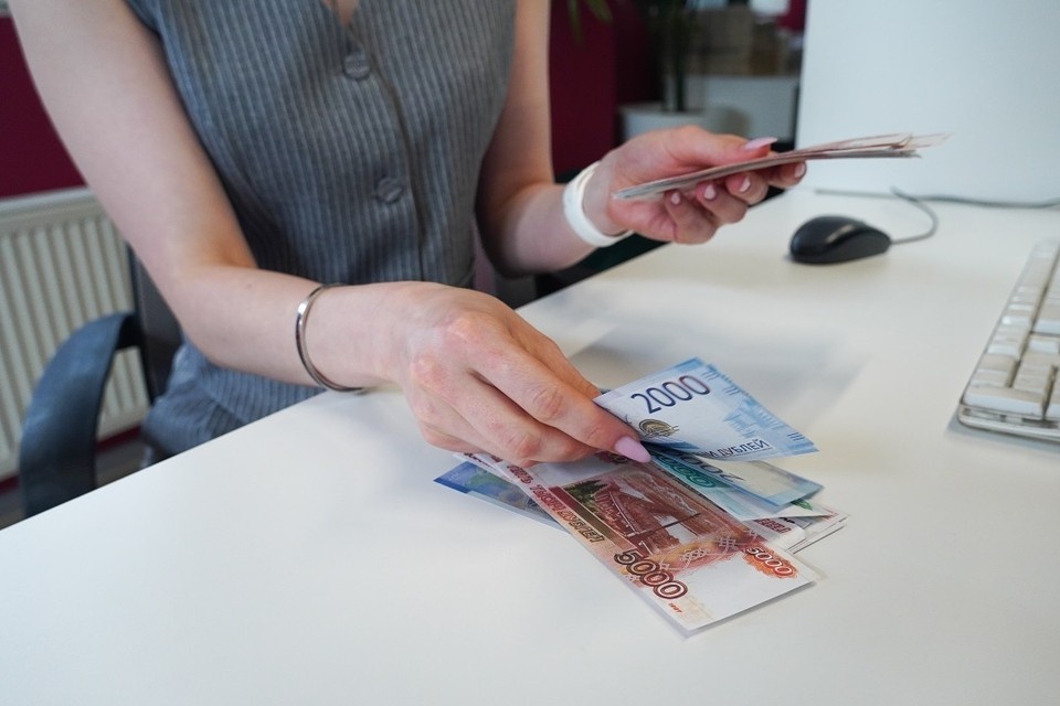    Прожиточный минимум с 1 января 2026 года составит 17 424 рублей. Ольга ЮШКОВА