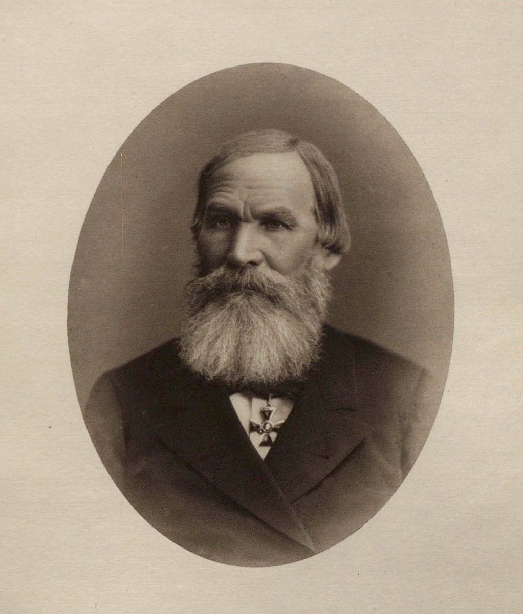 Алексей Семенович Губкин